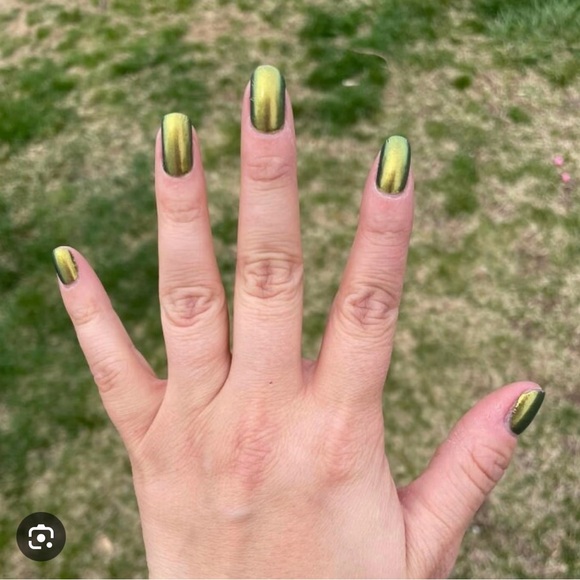 COLOR STREET NAIL POLISH STRIPS “MISS POLARIS” - BRAND NEW SEALED IN PACKAGE! - Picture 3 of 7